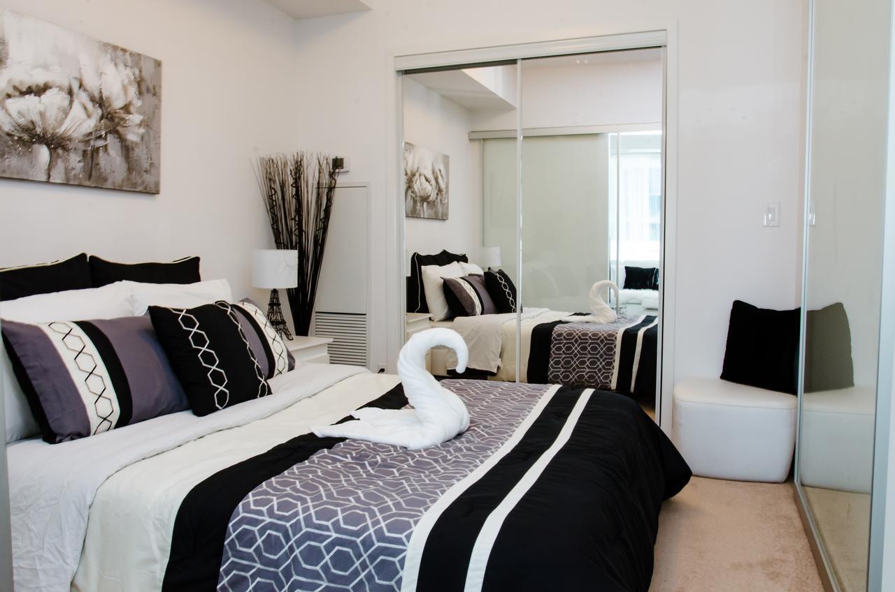 Royal Stays Condominiums - Upscale Downtown Suites Toronto Exterior foto